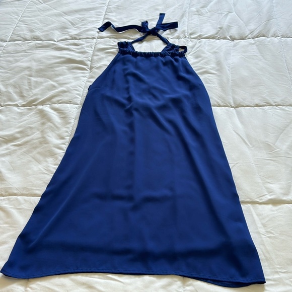 Lulus Dresses & Skirts - Lulu’s short halter Dress Sz S